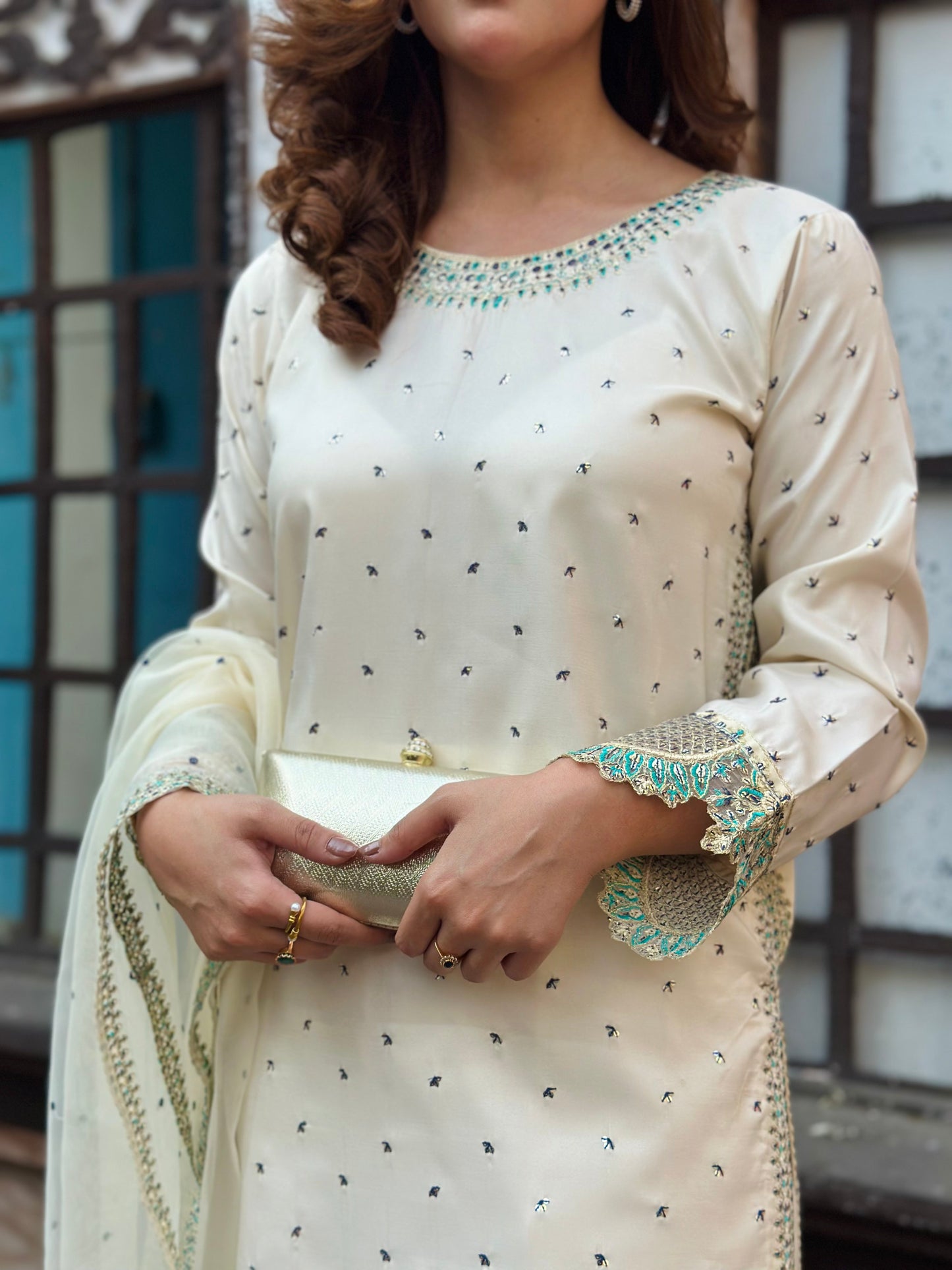 Off White Affair - 3pcs Silk Kurta Set