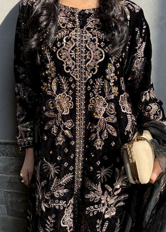 Black Regalia | 3pcs Embroidered Velvet